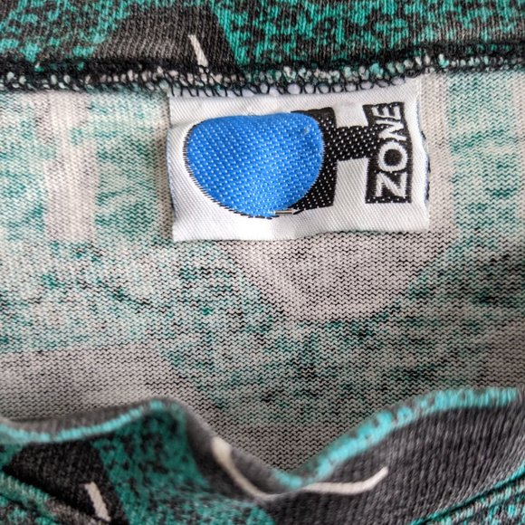 Late 80's early 90's retro T shirt - Picture 2 of 2